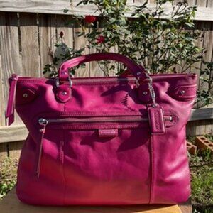 Coach Daisy Emma Tote in Fuchsia